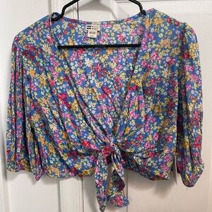 BILLA Crop top. Size Medium. Brand new with tags